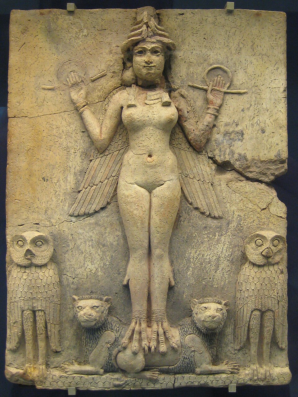 Das „Burney-Relief" oder „Königin der Nacht" — Terrakotta, altbabylonisch, British Museum; ob es Ereschkigal oder Ischtar zeigt, ist umstritten